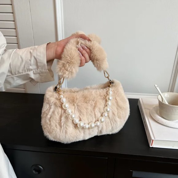 Beautiful Fluffy Bag - Choose From 3 Colors - Picture 2 of 6